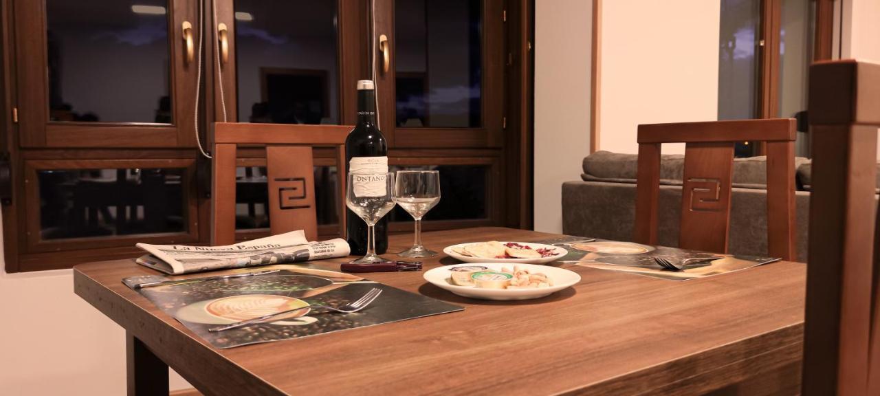Apartment Homes Figueras At Castropol